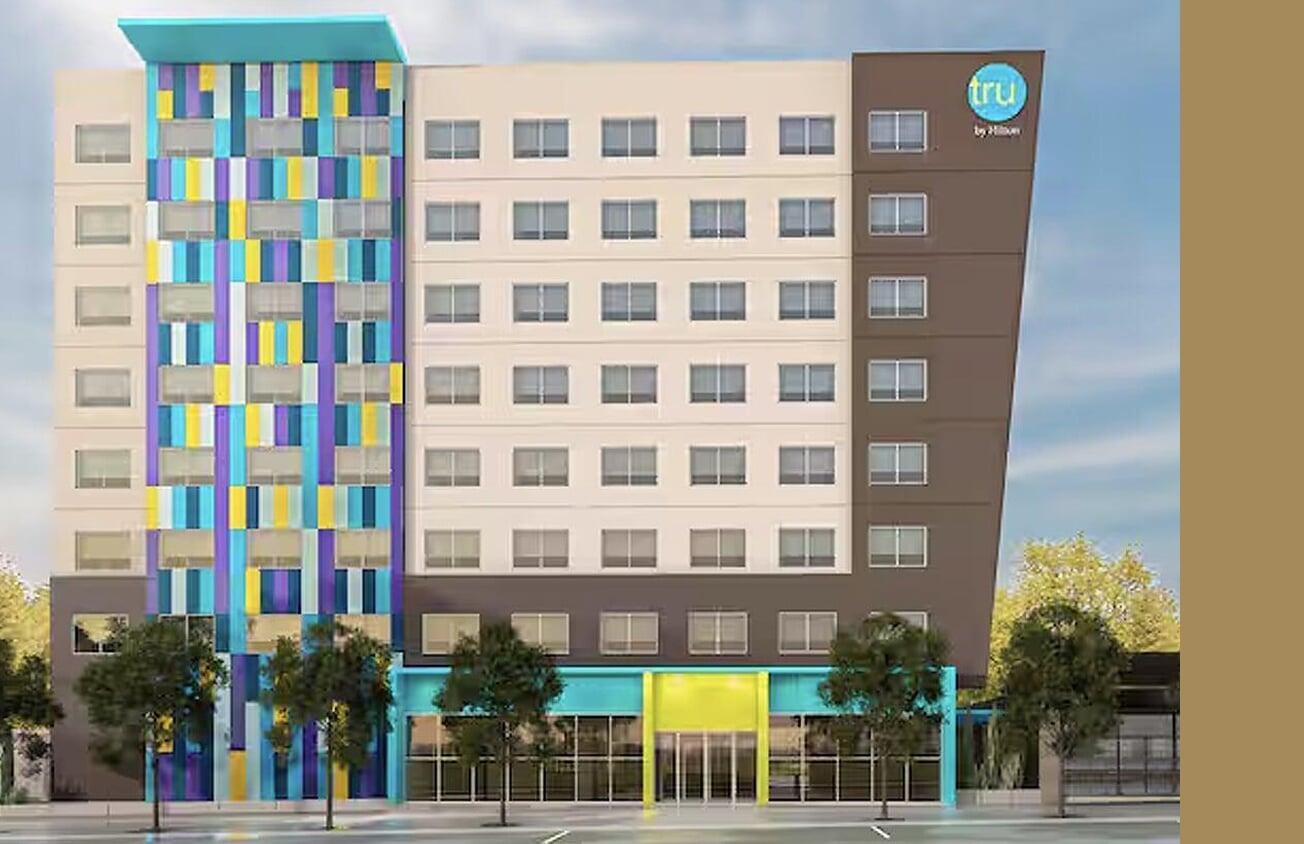 TRU Hotel Exterior