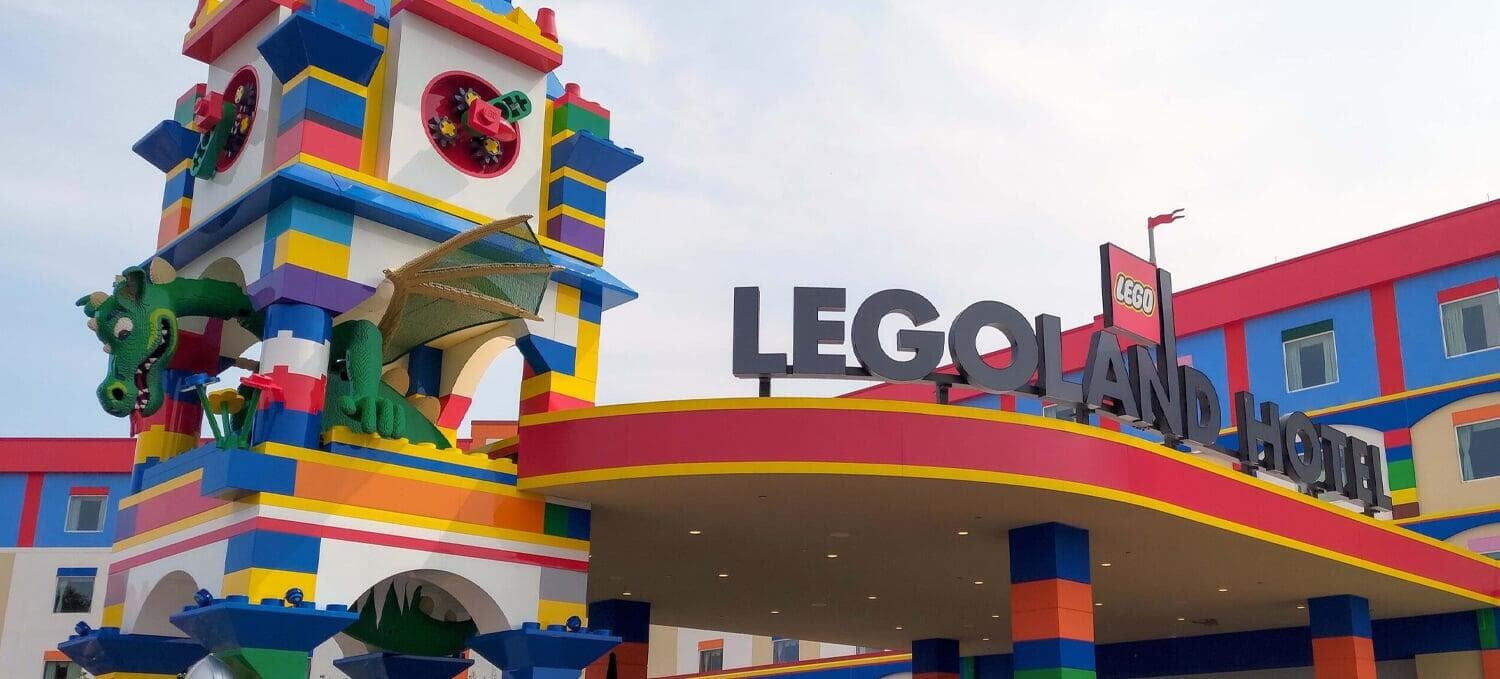 Legoland Hotel Entrance Sign