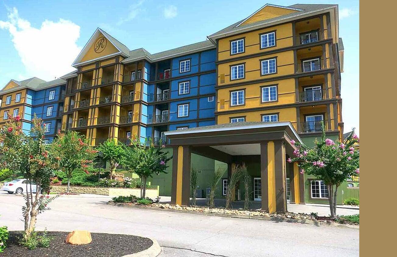 Smokey Mountain Resort Hotel Exterior