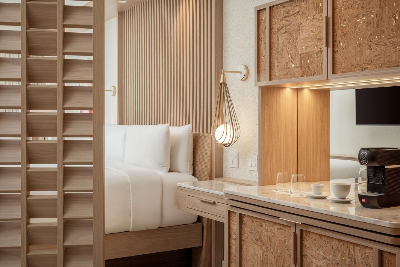 JW MARRIOTT  - DOUBLE ROOM